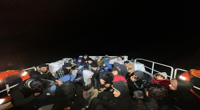 Datça açıklarında 57 düzensiz göçmen kurtarıldı