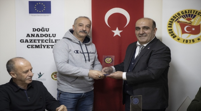 Doğu Anadolu'da "Gazetecilik Başarı Ödülü Yarışması"nda ödüller verildi