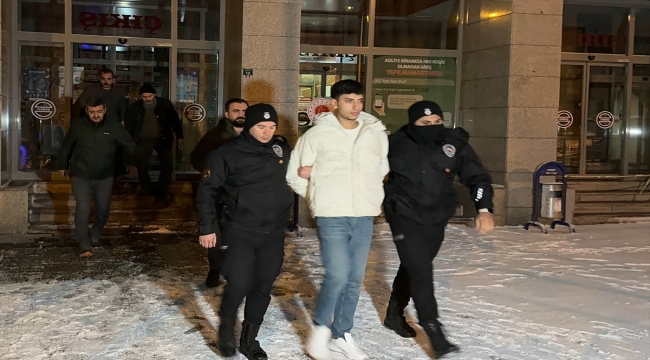 Erzurum'da bir gencin bıçakla öldürüldüğü olayla ilgili 2 zanlı tutuklandı