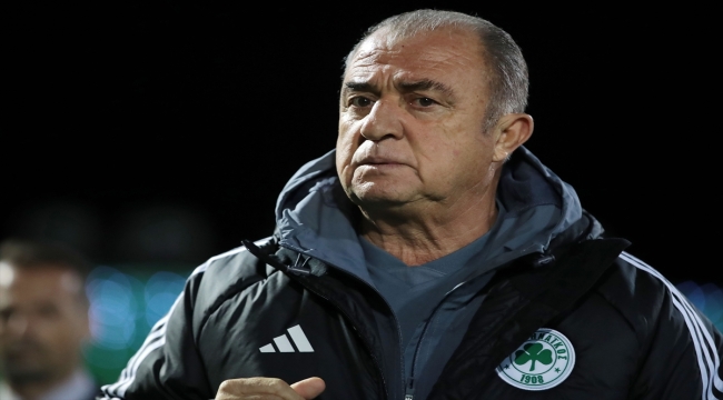 Fatih Terim, Panathinaikos'un başında ilk antrenmanına çıktı