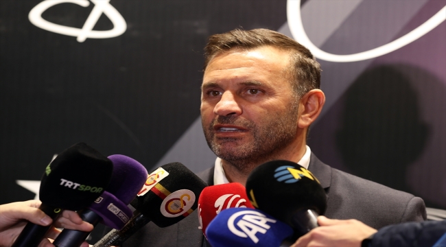 Galatasaray Teknik Direktörü Buruk, UEFA Avrupa Ligi'nde turu geçeceklerine inanıyor: