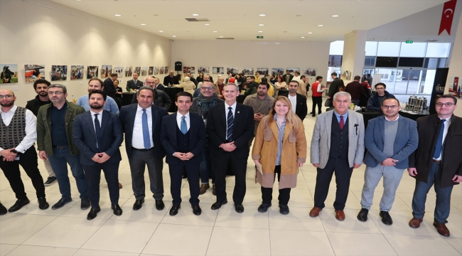 Gaziantep'te "Birlikte Yeniden İnşa Ediyoruz: Bir iyileşme yolculuğu" konulu fotoğraf sergisi açıldı