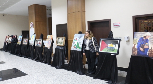Hatay'da üniversite öğrencilerinden "Filistin" konulu keçe ve resim sergisi