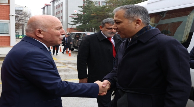 İçişleri Bakanı Ali Yerlikaya, Erzurum'da ziyaretler gerçekleştirdi