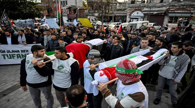 İsrail'in Gazze'ye saldırıları Fatih'te protesto edildi