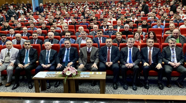 Kamu Başdenetçisi Şeref Malkoç, "Ombudsman Kırşehirlilerle Buluşuyor" programına katıldı