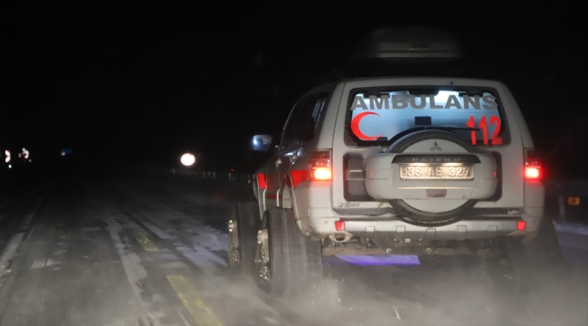 Kars'ta kaynar suyla yanan çocuk paletli ambulansla hastaneye ulaştırıldı