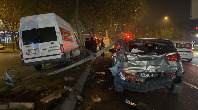 Kayseri'de zincirleme trafik kazasında 4 kişi yaralandı