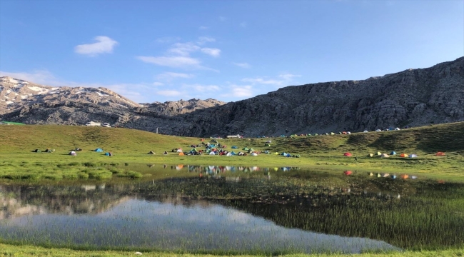 Konya'da doğa yürüyüşçüleri için turizme kazandırılan rotanın kılavuzu yayımlandı