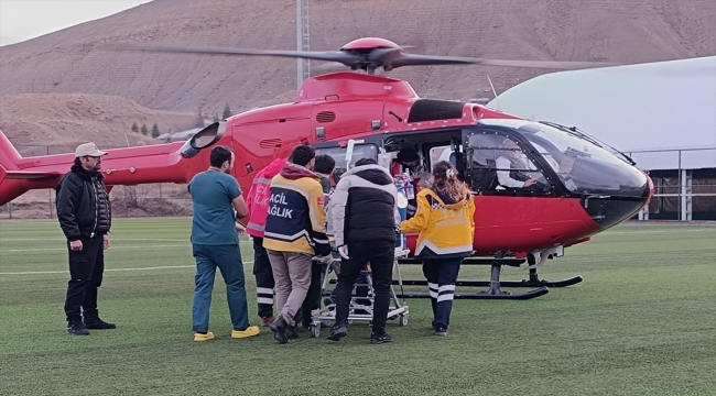 Malatya'da ambulans helikopter erken doğan bebek için havalandı