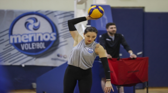 Merinos Voleybol Takımı'nda hedef Sultanlar Ligi