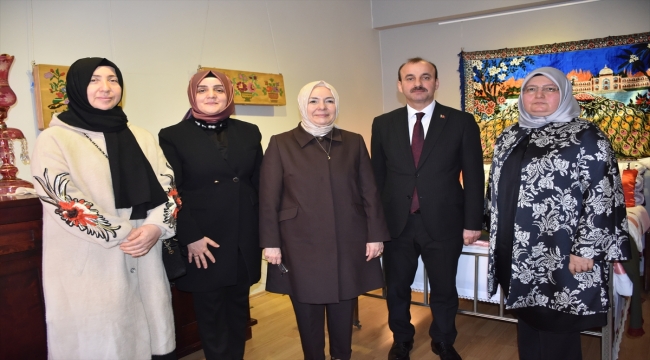 Milli Eğitim Bakan Yardımcısı Ökten Trabzon'da sergi açılışına katıldı