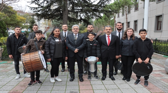 Milli Eğitim Bakan Yardımcısı Ömer Faruk Yelkenci, Kırklareli'nde öğrencilerle bir araya geldi
