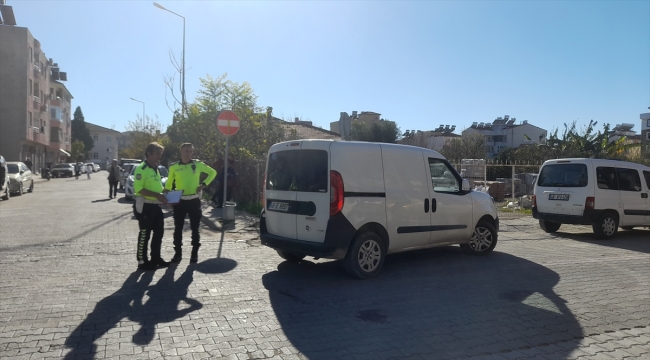 Muğla'da hafif ticari aracın çarptığı çocuk öldü