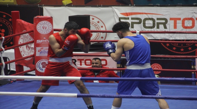 Mustafa Bilir Büyük Erkekler Türkiye Ferdi Boks Şampiyonası, Samsun'da başladı 