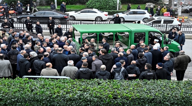 TBMM Başkanı Kurtulmuş, Refah Partisi eski İstanbul İl Başkanı Örnek'in cenaze törenine katıldı:
