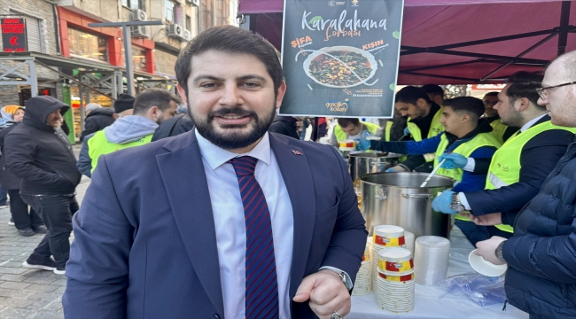 Trabzon'da vatandaşlara karalahana çorbası ikram edildi