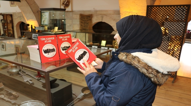 Türk kahvesinin geçmişten bugüne yolculuğu kitaplaştırıldı