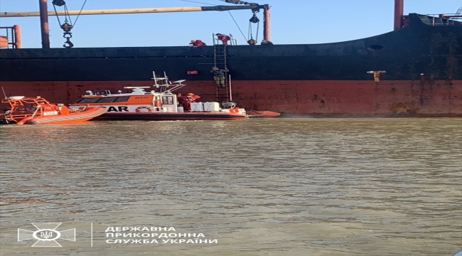 Ukrayna: Karadeniz'de Panama bayraklı sivil bir gemi mayına çarptı