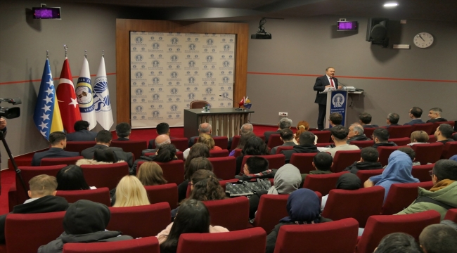 Uluslararası Saraybosna Üniversitesinde "Muvaffakiyetin Sırları" konferansı düzenlendi