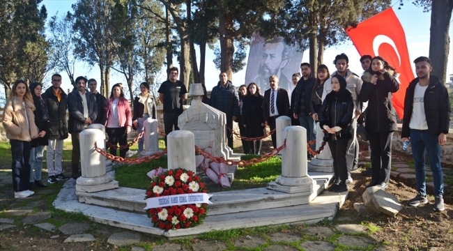 "Vatan şairi" Namık Kemal vefatının 135. yılında mezarı başında anıldı