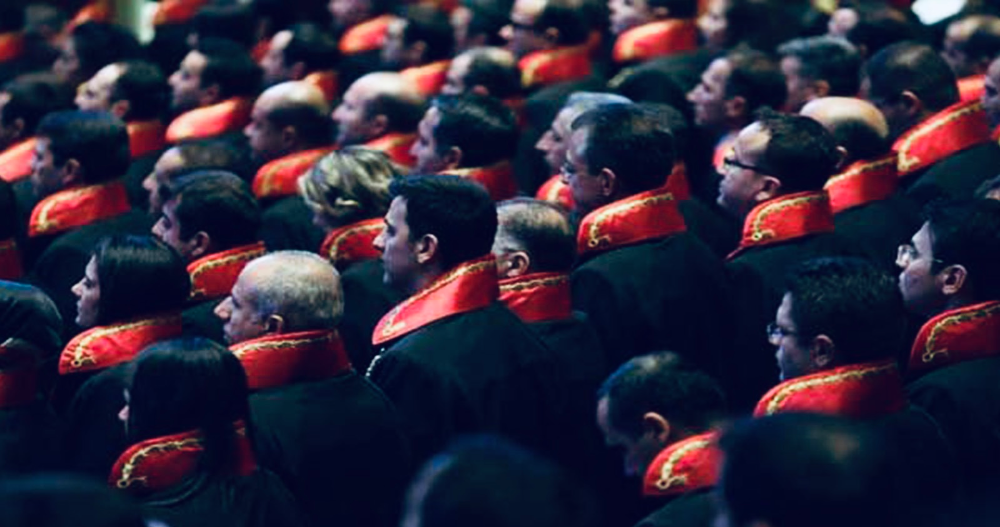 HSK’dan flaş karar: Savcı ve hâkim usulsüz yargılama iddiasıyla görevden uzaklaştırıldı