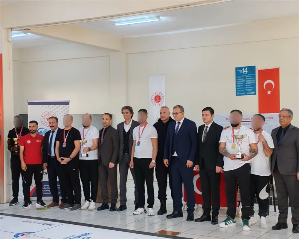 Cezaevinde Floor Curling Turnuvası: Sporun Birleştirici Gücüyle Yeniden Başlangıç