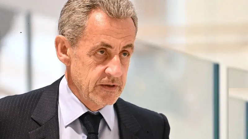 Eski Cumhurbaşkanı Nicolas Sarkozy’ye ‘Yargıyı İtibarsızlaştırma’ Suçlaması