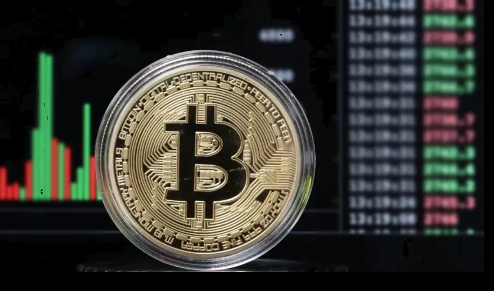 Bitcoin Yeniden Zirveye Yöneldi: Piyasa Canlandı, Gözler 2025 Tahminlerinde