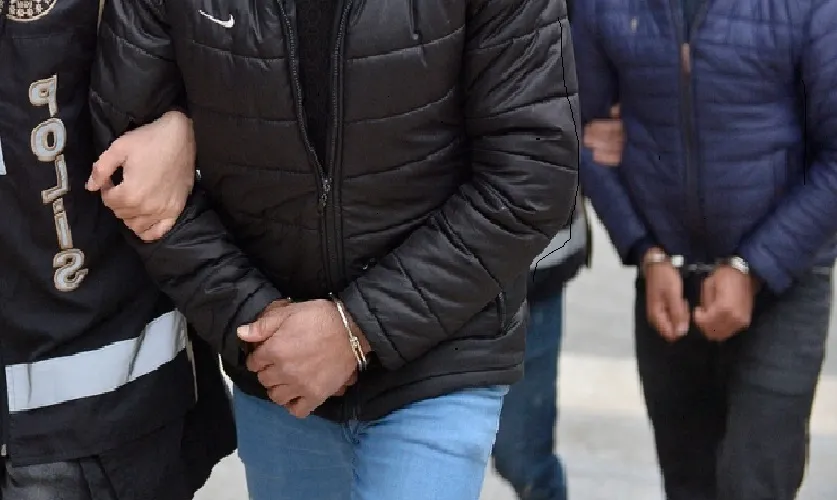 Rüşvet Soruşturması: 2 Avukat Gözaltına Alındı