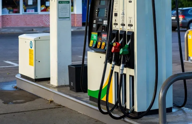 Motorine Yeni Zam Yolda: Litresi 60 Lirayı Aşacak