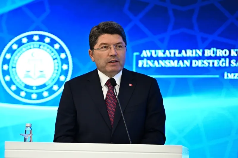 Genç Avukatlara Büro Kurma Desteği: 6 Ay Ödemesiz, Faiz Avantajlı Kredi Dönemi Başlıyor