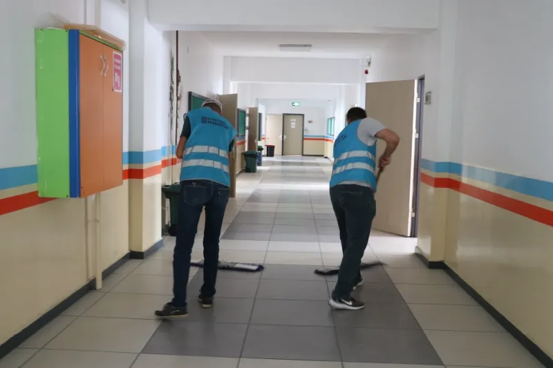 Sakarya’da Denetimli Serbestlik Kapsamındaki Yükümlüler 20 Okulu Yeniliyor