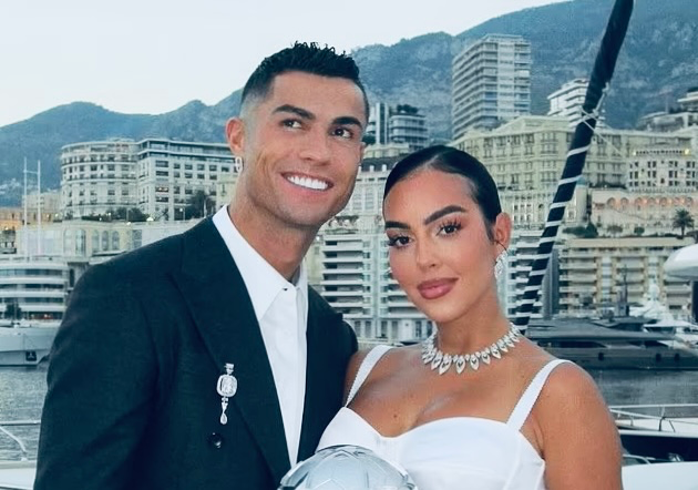 Ronaldo’nun Evlilik Öncesi Yaptığı Anlaşma Akıllara Türkiye’deki Nafaka Sorununu Getirdi