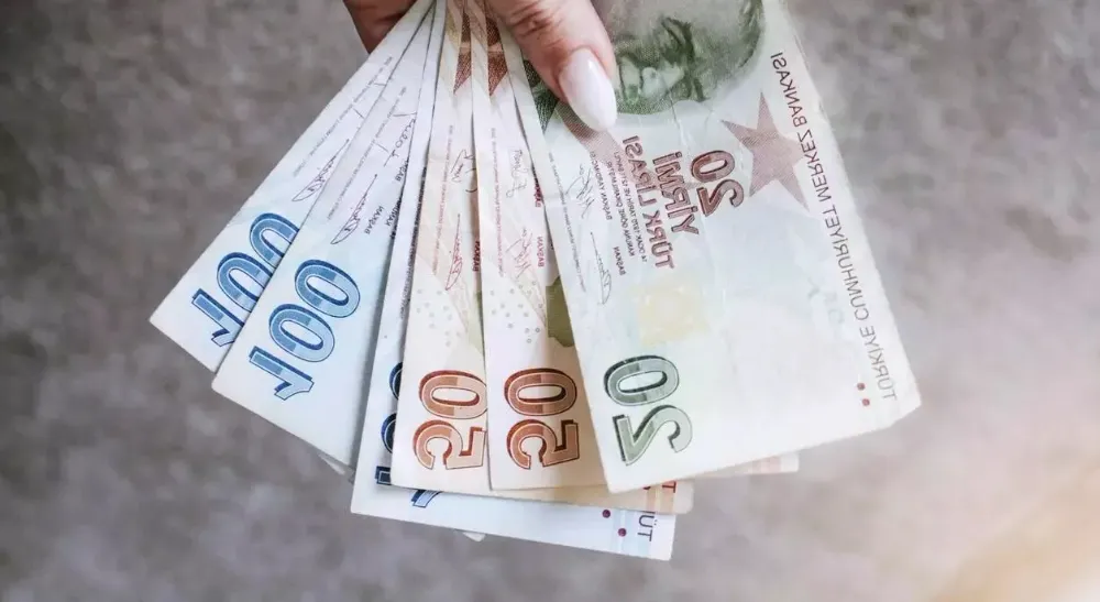 Adalet Bakanlığı Personeline Yönelik Maaş Promosyonu Görüşmelerinde Sona Geliniyor: 95 Bin TL Teklif Masada