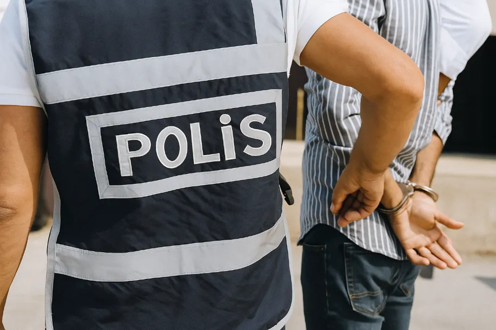 FETÖ Operasyonu: 35 Şüpheli Gözaltına Alındı