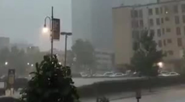 ABD’de adliye sarayına yıldırım düştü