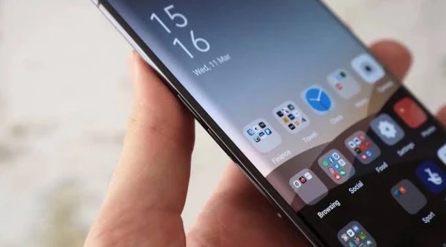 Samsung ve Oppo Türkiye