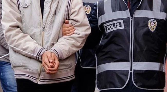 Avukat ve memurlar dahil 11 kişiye FETÖ