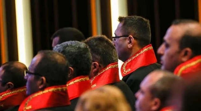 Adli ve idari yargı kararnameleri yayınlandı