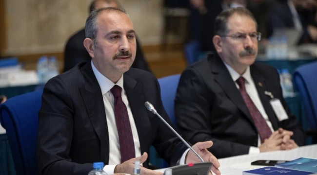 Adalet bakanından özlük hakkı ve sözleşmeli memur açıklaması