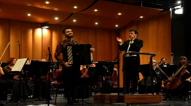 BBDSO akordiyon sanatçısı Pietro Roffi