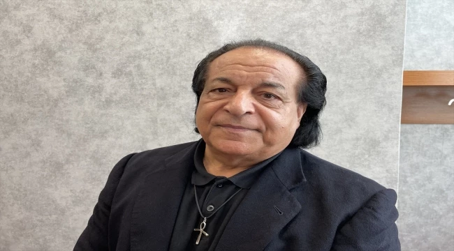 İranlı orkestra şefi Rahbari CRR