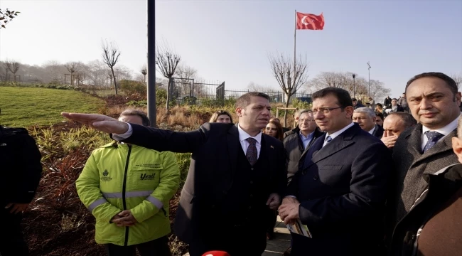 İBB Başkanı İmamoğlu, yeniden düzenlenen Sarayburnu Parkı
