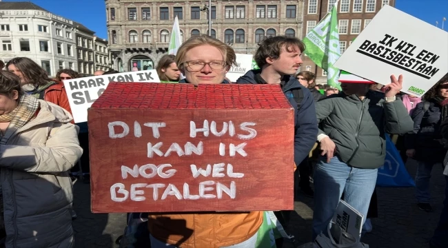 Amsterdam’da konut sıkıntısı ve yüksek kiralar protesto edildi