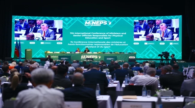 Gençlik ve Spor Bakanı Osman Aşkın Bak Azerbaycan