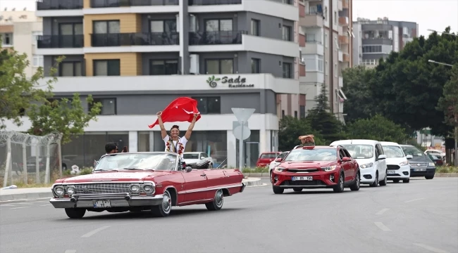 Şampiyon milli tekvandocu Nafia Kuş, Adana
