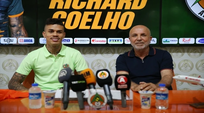 Alanyaspor, Brezilyalı ön libero Richard Coelho