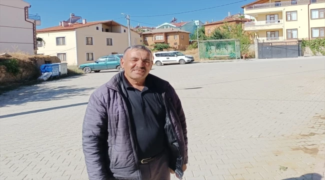Bilgi yarışmasında büyük ödülün sahibi olan Rabia Göğercin