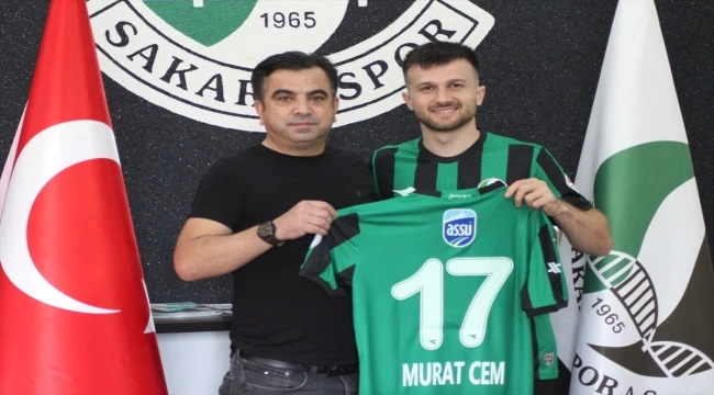 Sakaryaspor, orta saha oyuncusu Murat Cem Akpınar